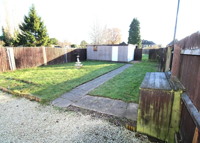 Large 3 Bed Bungalow - Beautiful Refurb - Garden