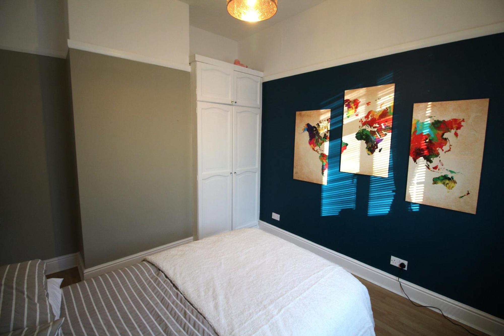 Large 3 Bed - Beautiful Refurb - Garden *