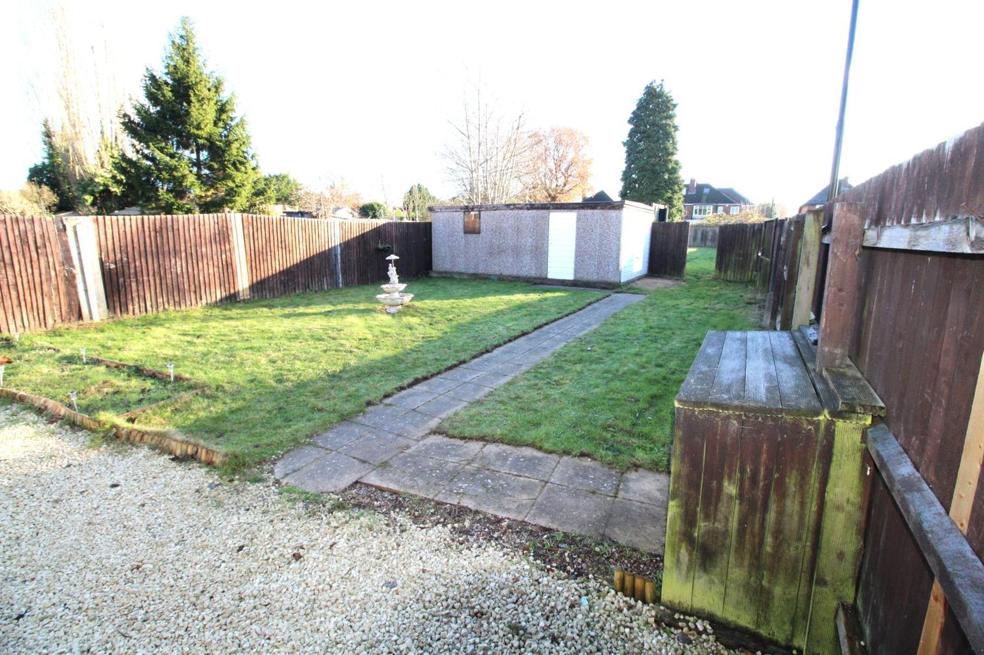 Large 3 Bed - Beautiful Refurb - Garden