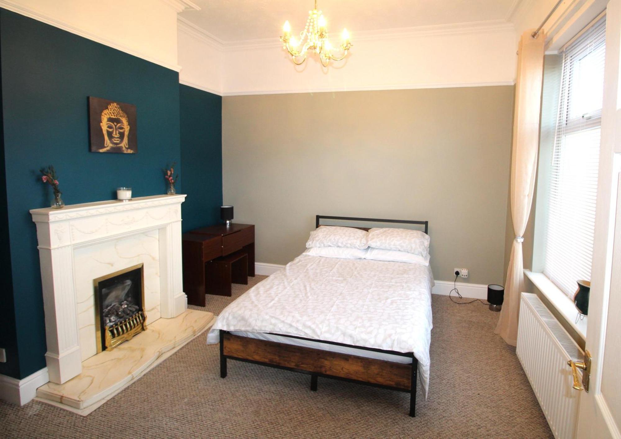 Large 3 Bed - Beautiful Refurb - Garden